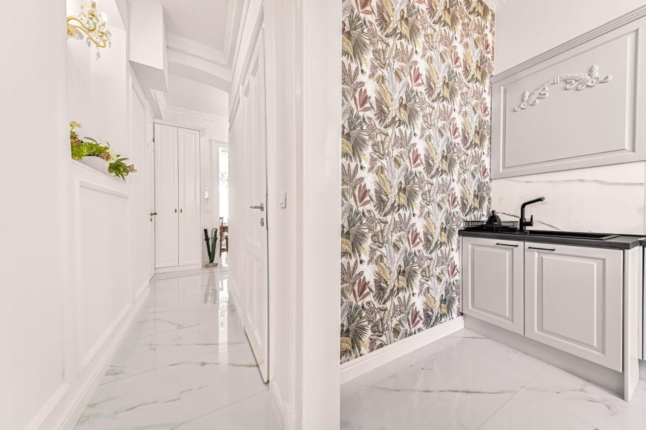 Luxury Class Apartment - 1St Floor, Large Apartment, Downtown, Newly Renovated, Fast Wifi, 4X Air Conditioning Zagreb Exterior foto